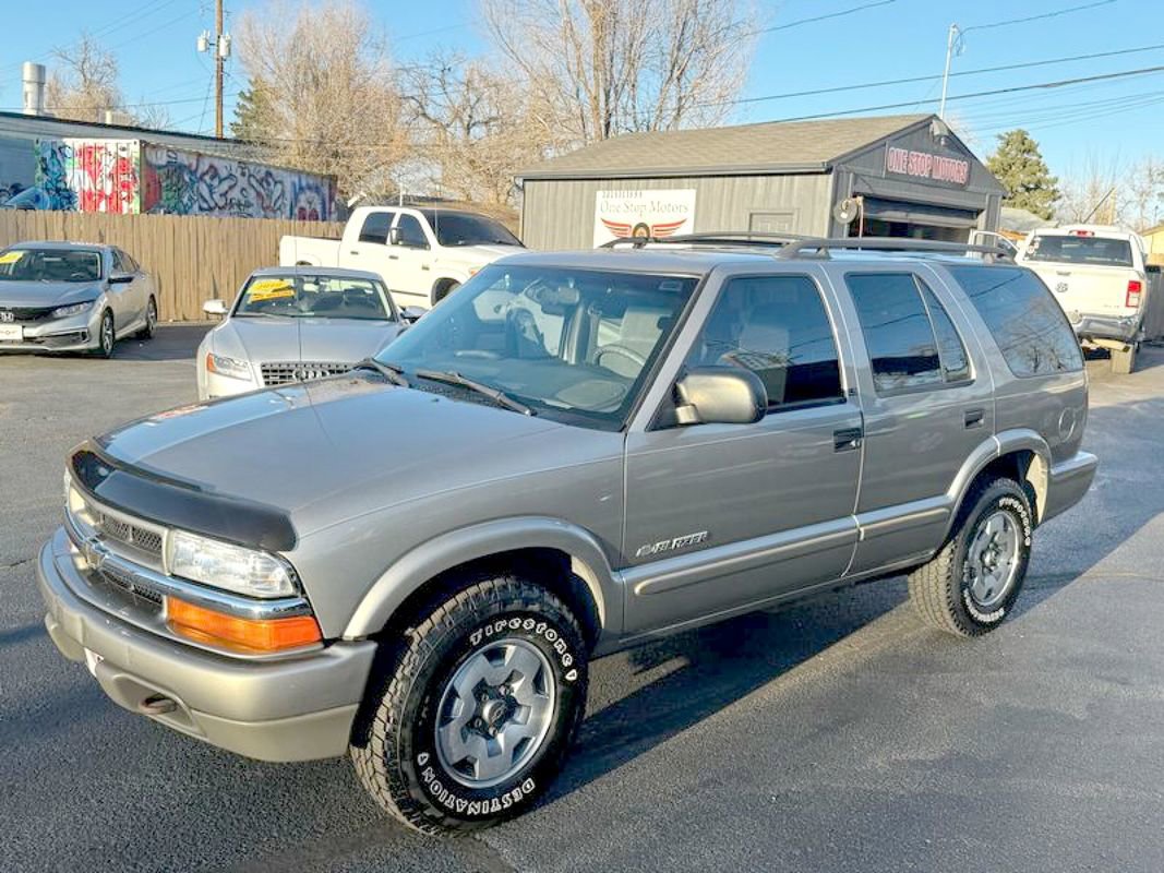 Used 2002 Chevrolet Blazer LS w/ Preferred Equipment Group image 10