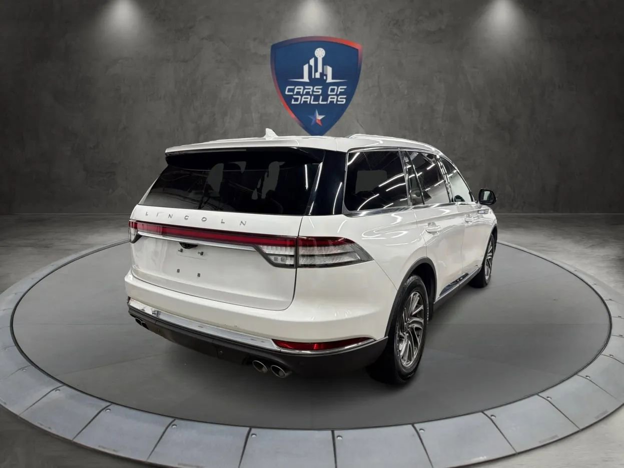 Used 2021 Lincoln Aviator AWD w/ Elements Package image 5