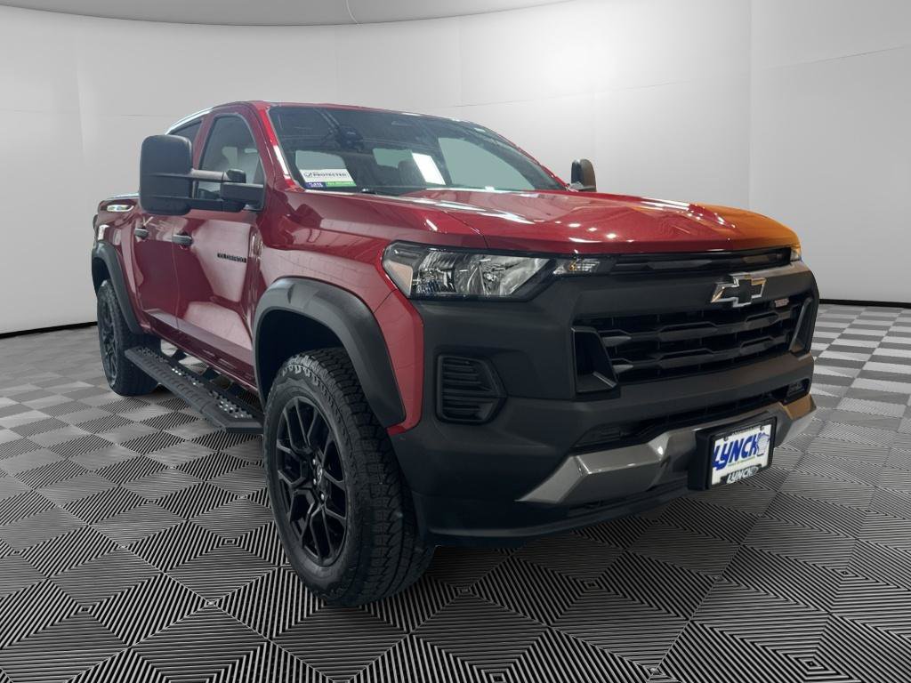 Used 2024 Chevrolet Colorado Trail Boss w/ LPO, Dark Essentials Package AWD/4WD image 7