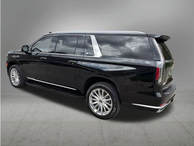 Used 2022 Cadillac Escalade ESV Luxury AWD/4WD image 3
