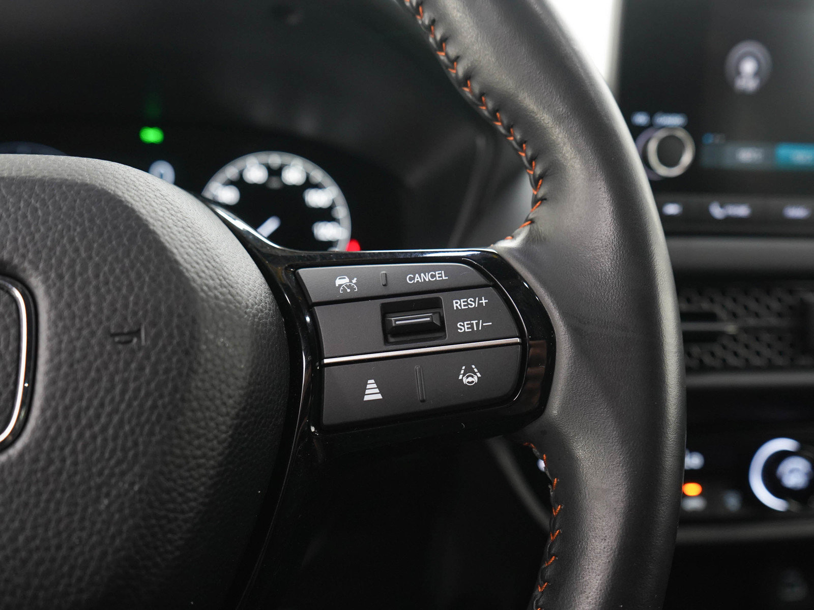 Used 2025 Honda HR-V Sport image 23