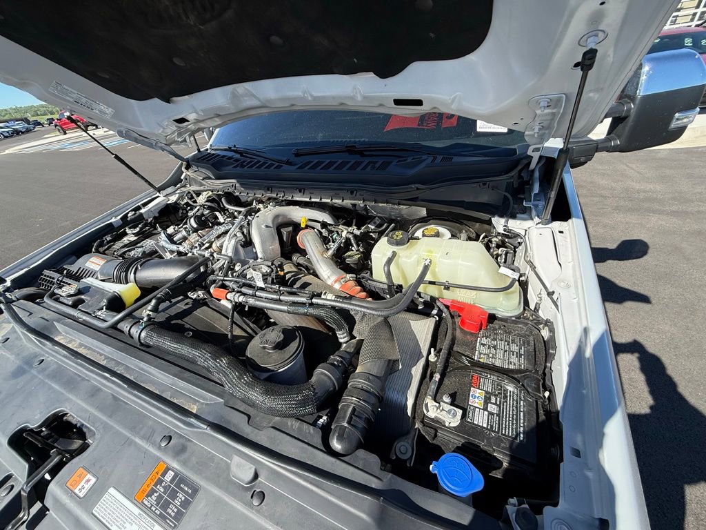 Used 2025 Ford F250 Platinum w/ Platinum Plus Package image 32