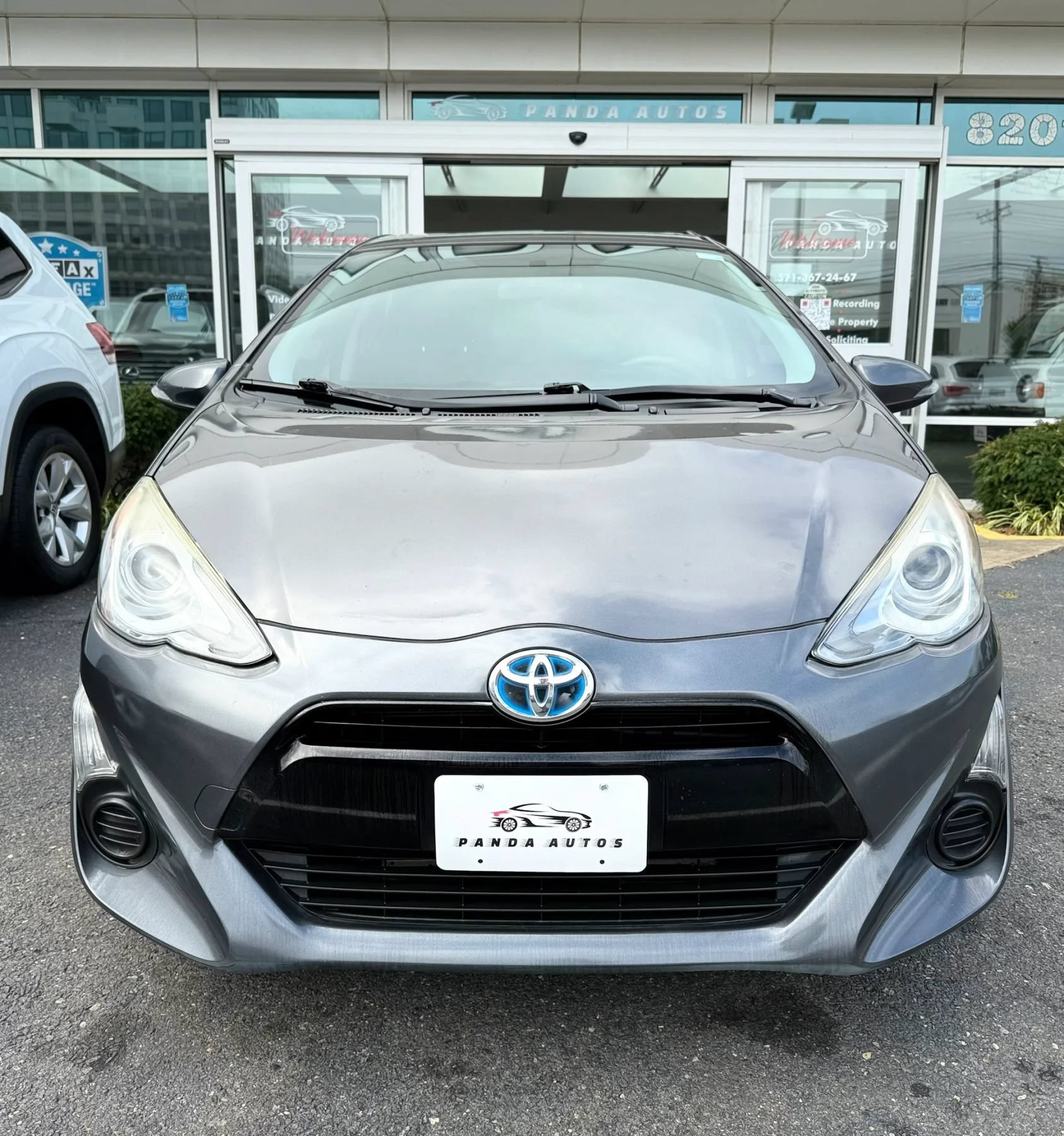 Used 2015 Toyota Prius C Two FWD image 2