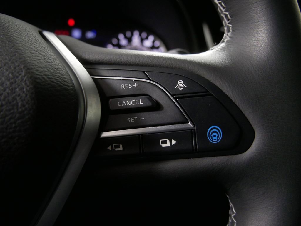 Used 2024 INFINITI QX50 Sensory image 23