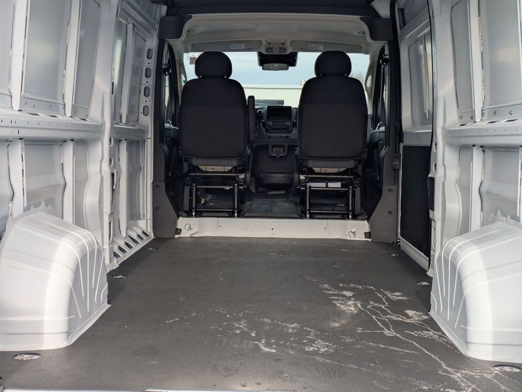 Used 2024 RAM ProMaster 2500 image 14