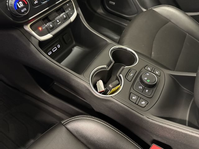 Used 2023 GMC Terrain SLT w/ Infotainment Package II AWD/4WD image 23