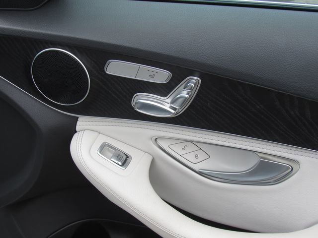 Used 2016 Mercedes-Benz C 300 4MATIC Sedan image 21