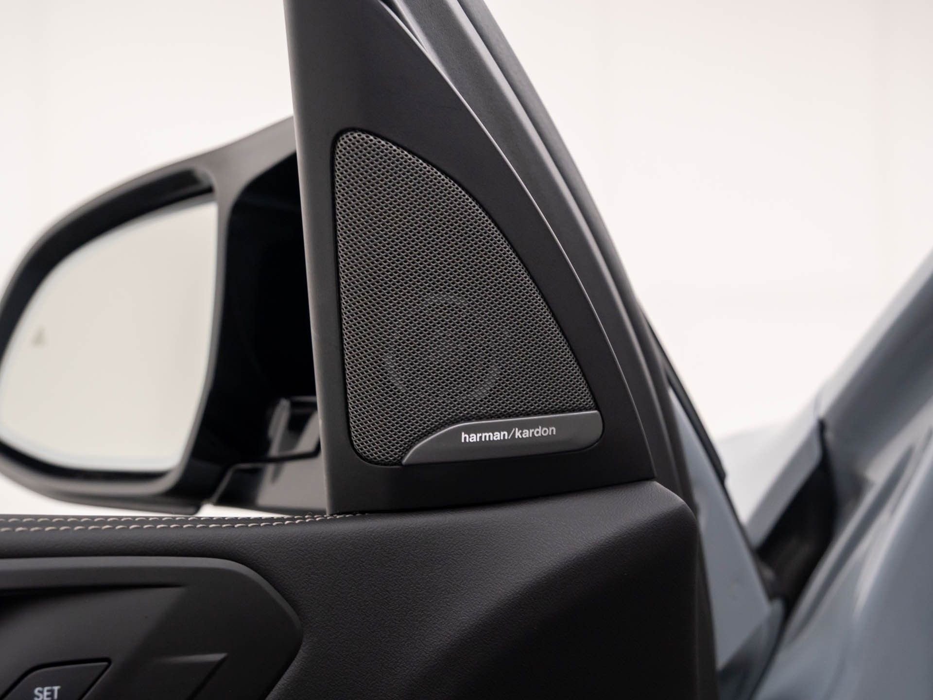 Certified 2025 BMW X5 M60i w/ Climate Comfort Package image 15