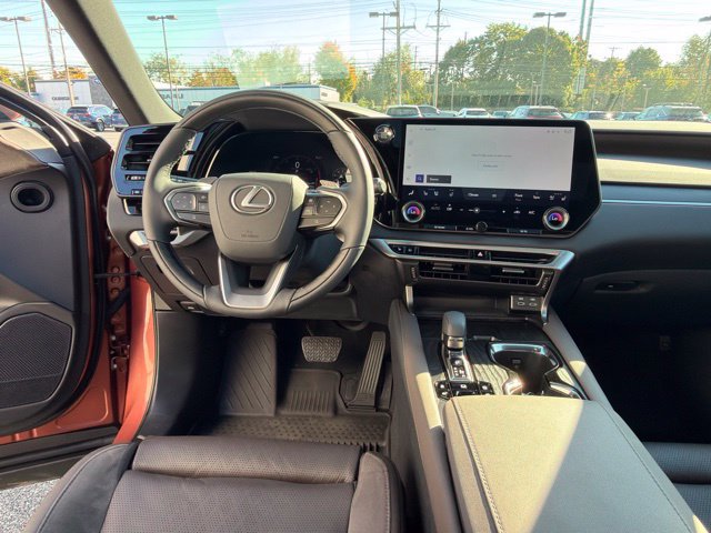 Used 2025 Lexus RX 350 AWD w/ Convenience Package image 17