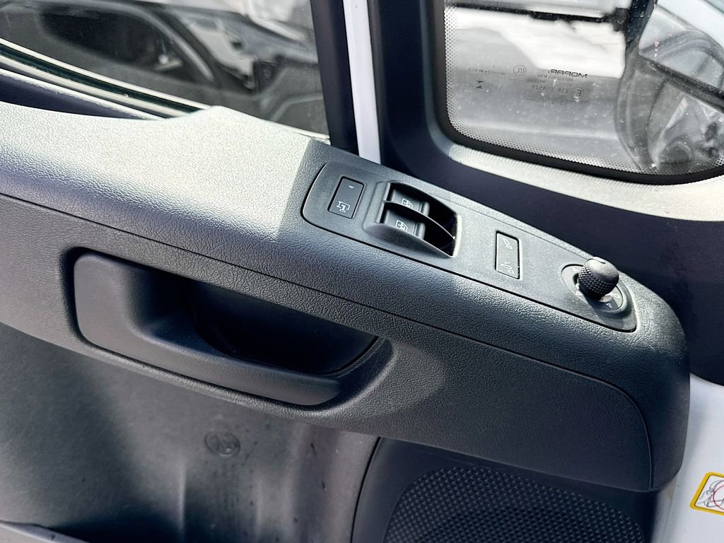 Used 2026 RAM ProMaster 2500 w/ Convenience Group FWD image 15