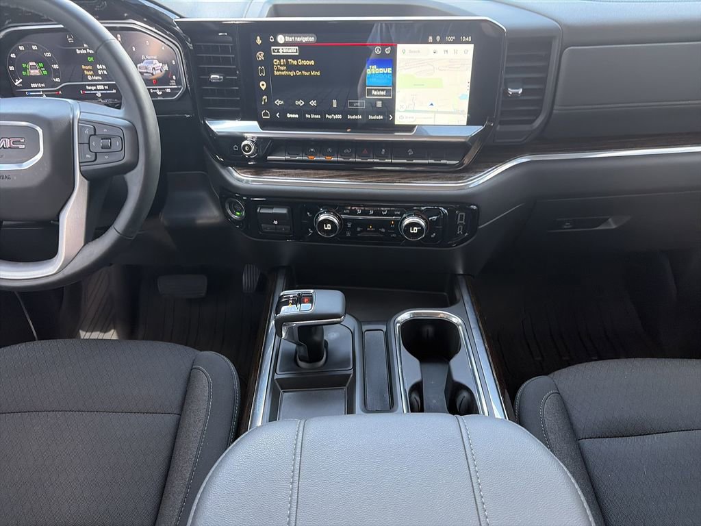 Used 2024 GMC Sierra 1500 Elevation w/ Preferred Package AWD/4WD image 16