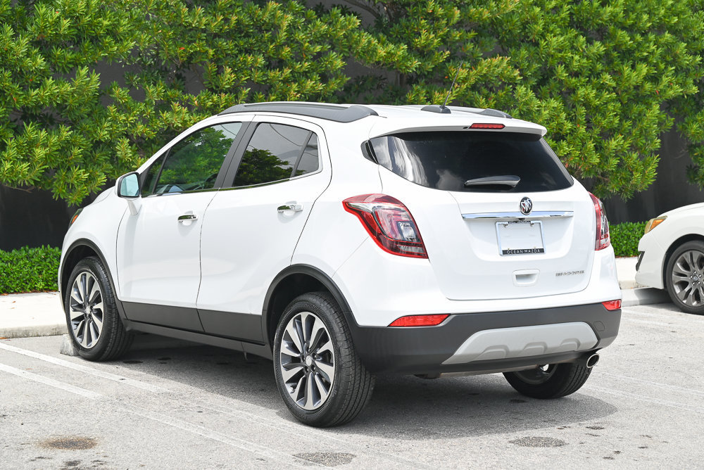 Used 2022 Buick Encore Preferred w/ Safety Package FWD image 6