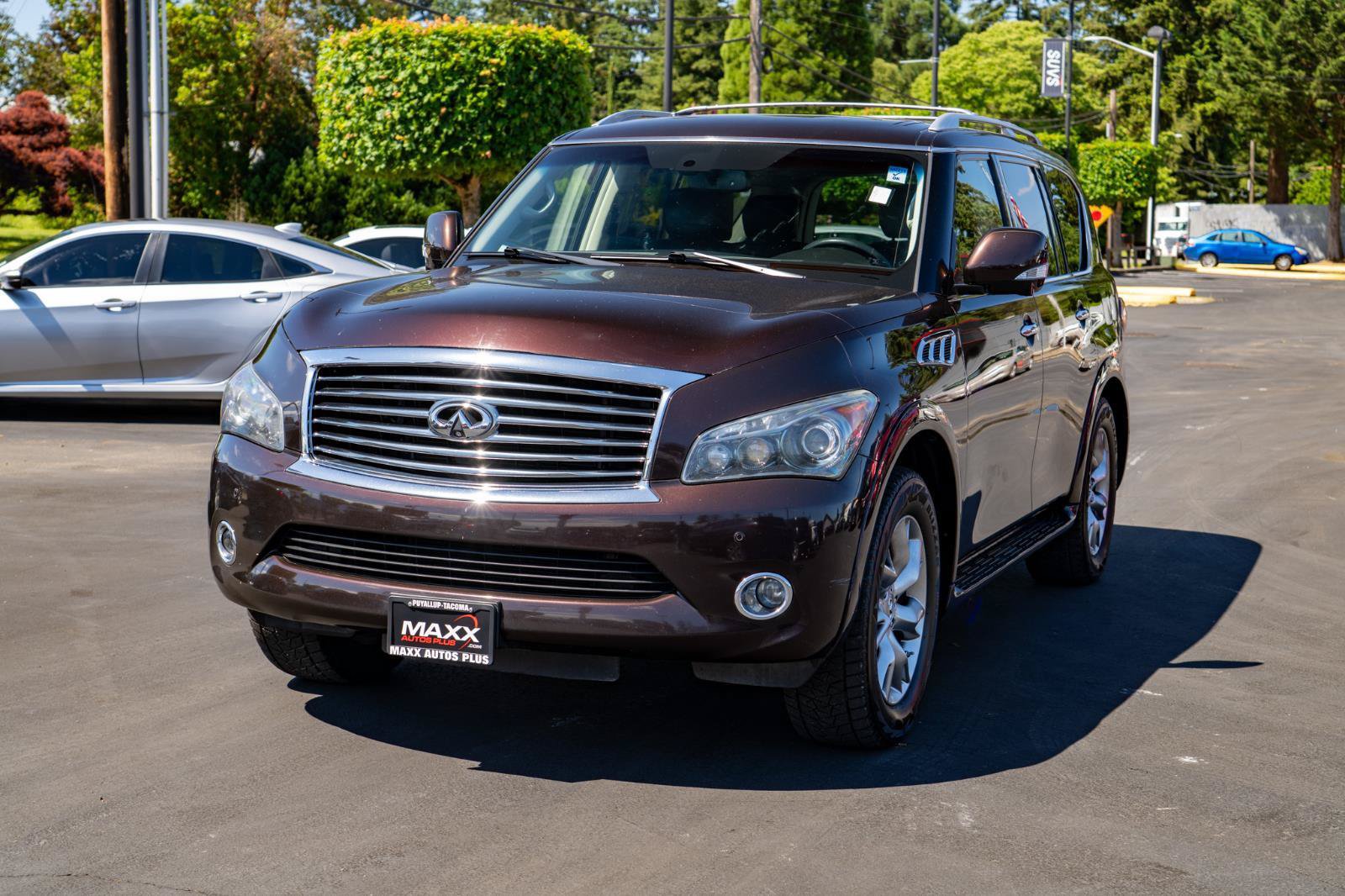 Used 2011 INFINITI QX56 4WD w/ Theater Pkg image 4