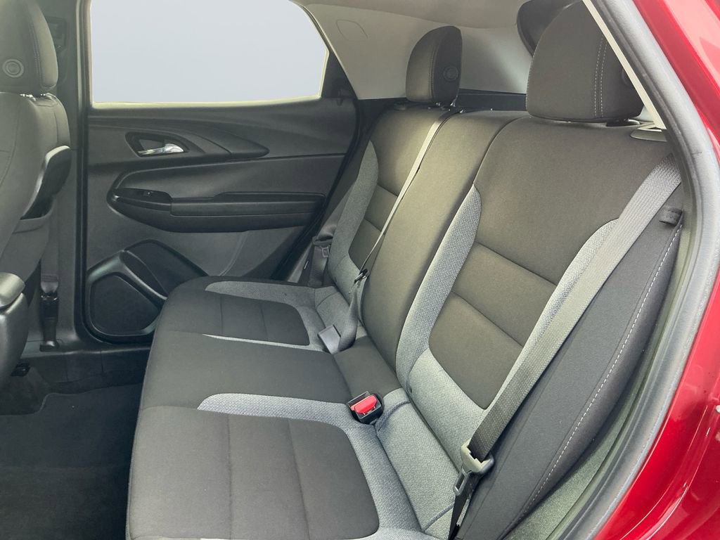 Used 2022 Chevrolet TrailBlazer LT w/ Driver Confidence Package image 14