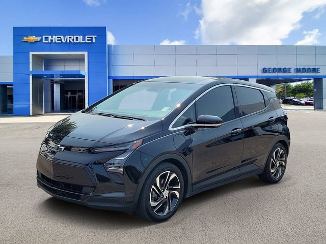 Certified 2023 Chevrolet Bolt LT w/ Infotainment Package FWD image 2