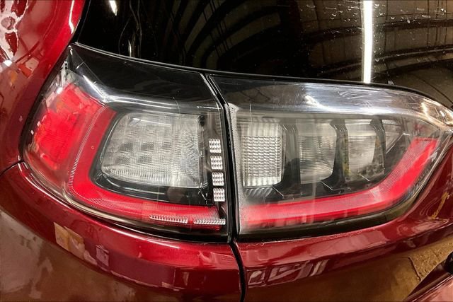 Used 2021 Jeep Cherokee Latitude image 23