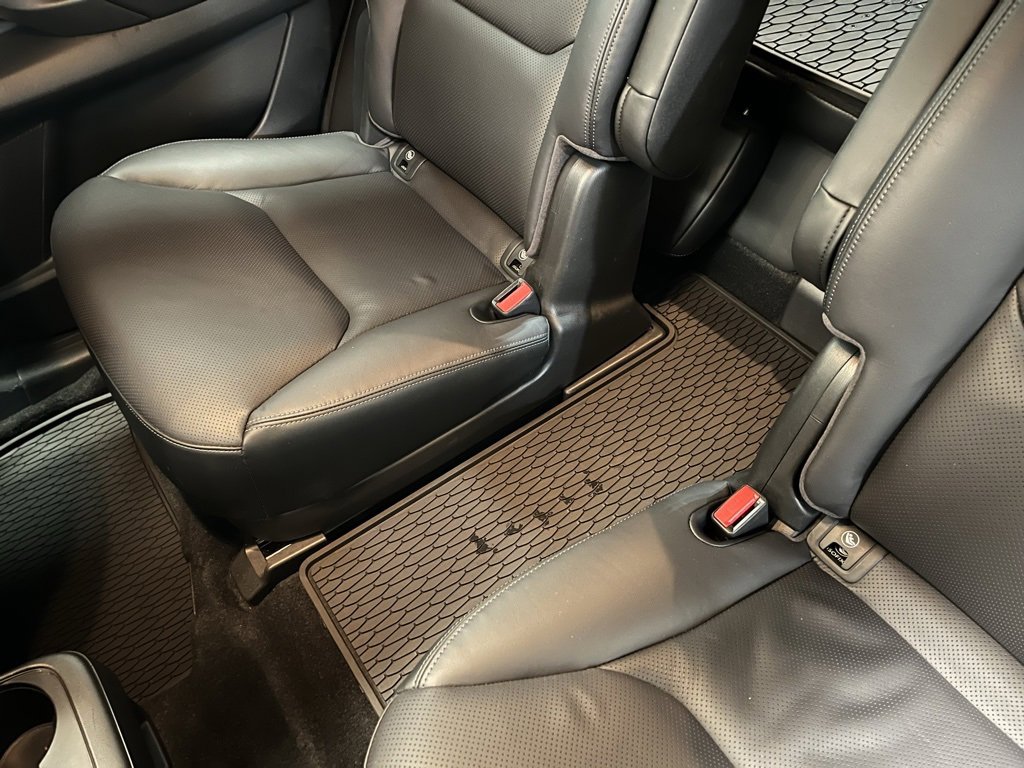 Used 2023 MAZDA CX-9 Touring image 15