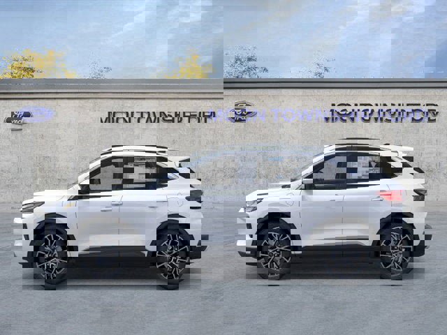 New 2026 Ford Escape SE image 3