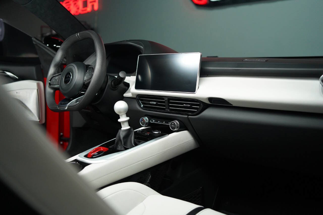 Used 2024 Lotus Emira First Edition image 83