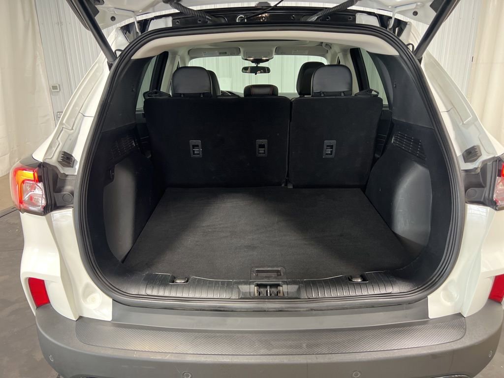 Used 2022 Ford Escape SEL w/ SEL Stealth AWD Package image 8
