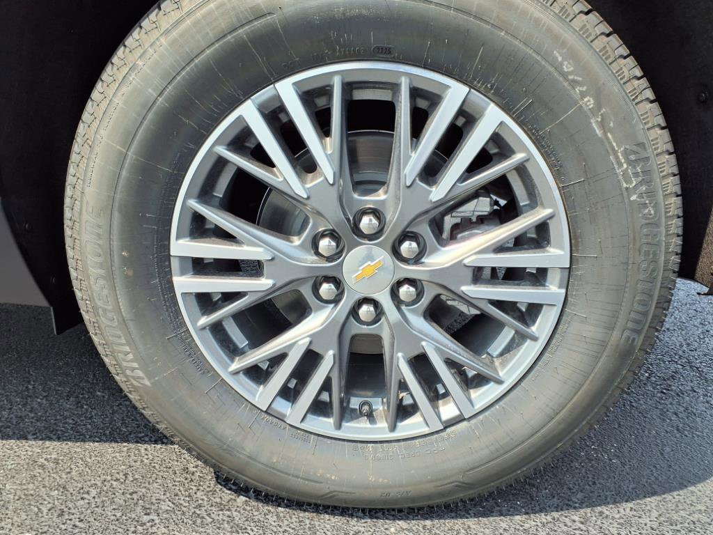 New 2026 Chevrolet Traverse LT w/ LPO, Floor Liner Package image 29