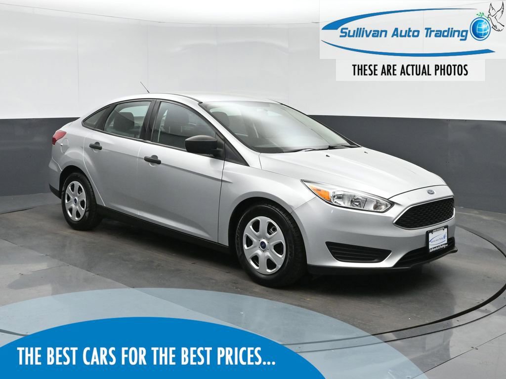 Used 2018 Ford Focus S image 1