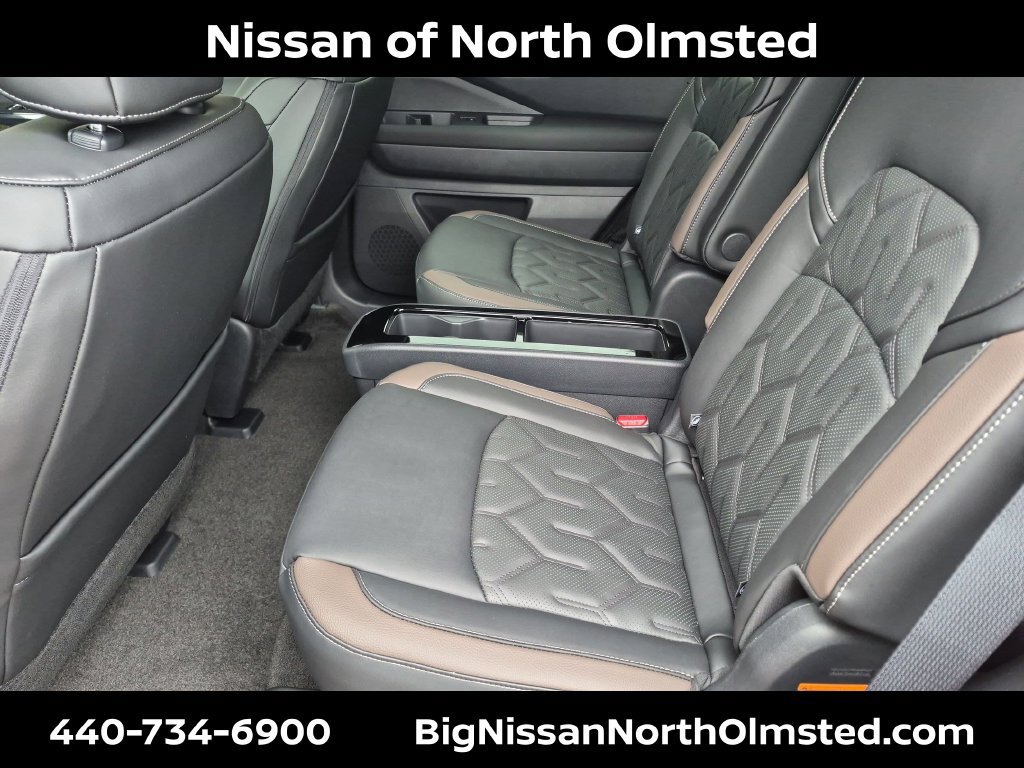 New 2026 Nissan Pathfinder Platinum AWD/4WD image 18