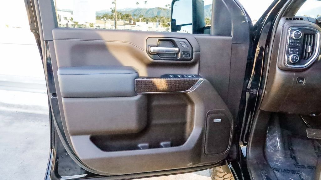 Used 2023 GMC Sierra 2500 Denali image 22