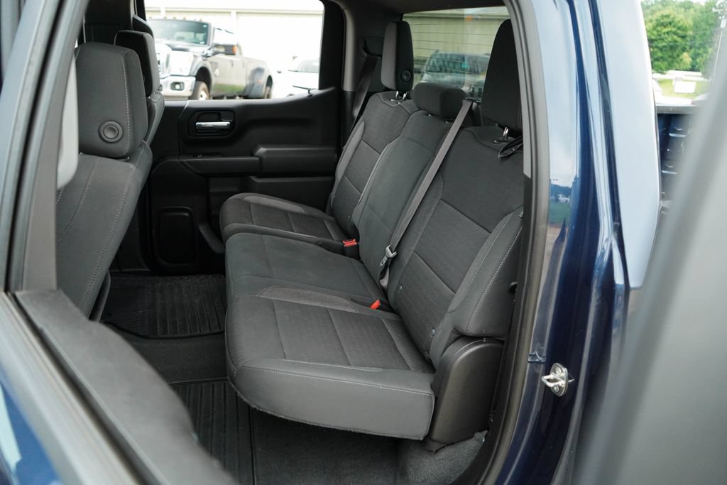 Used 2022 Chevrolet Silverado 1500 Custom AWD/4WD image 9
