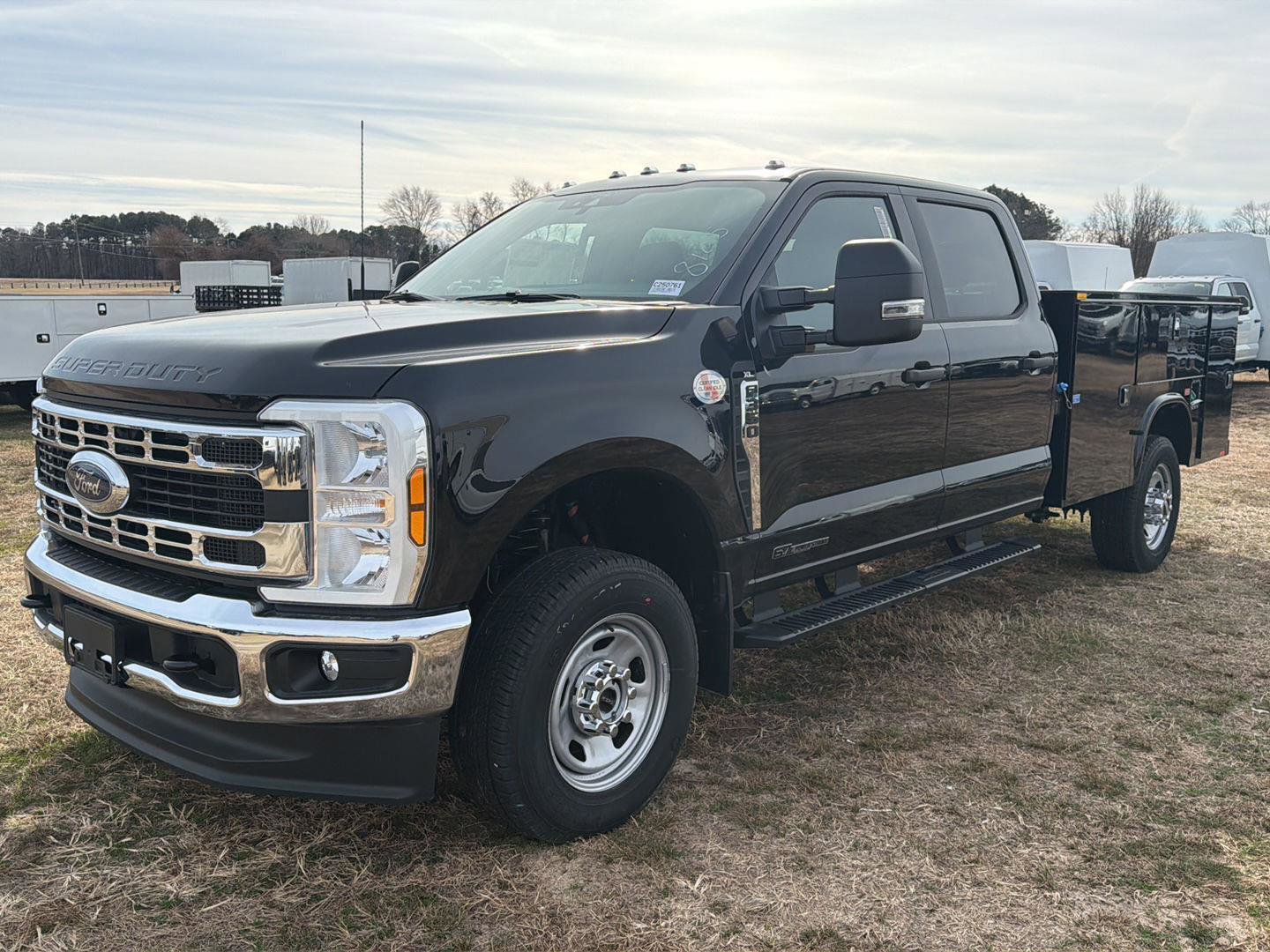 New 2025 Ford F350 XL w/ XL Chrome Package