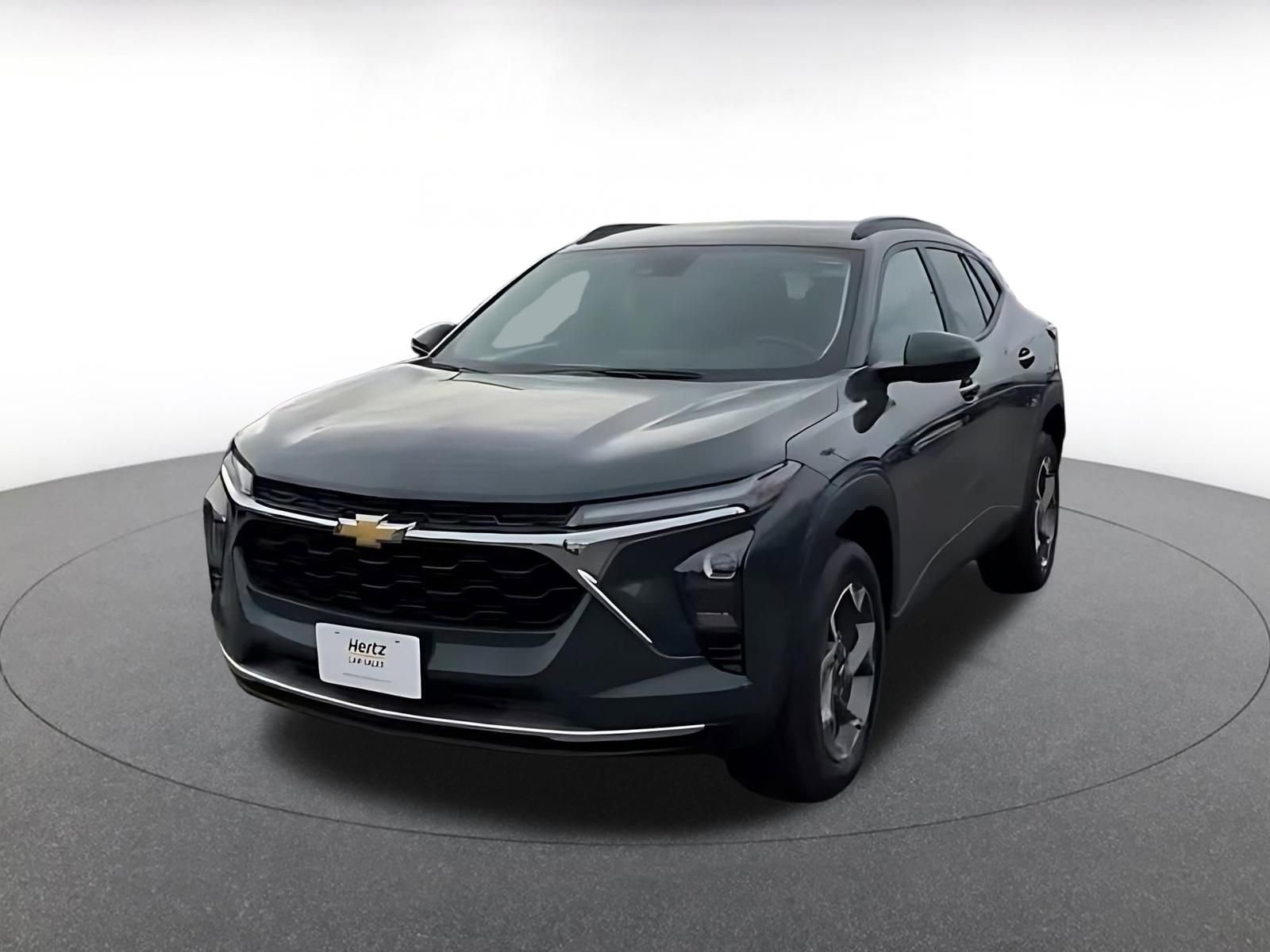 Used 2025 Chevrolet Trax LT image 7