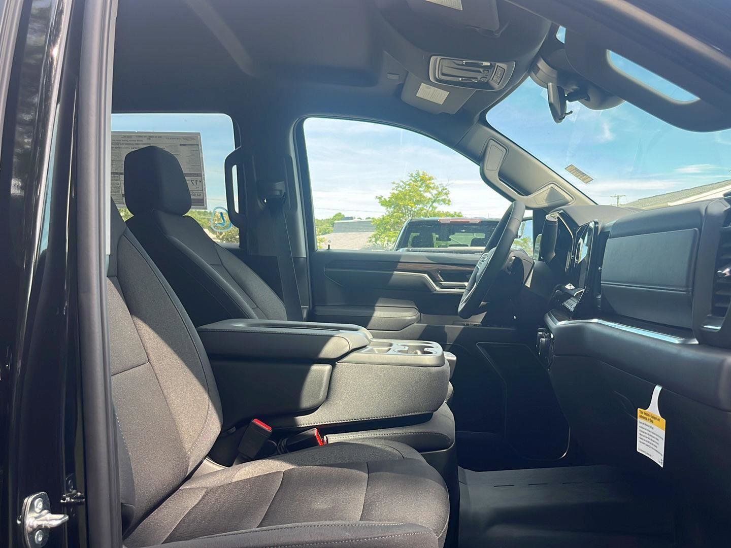 New 2026 Chevrolet Silverado 1500 LT w/ Z71 Off-Road Package image 27