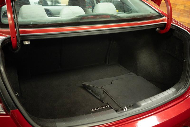 Used 2020 Hyundai Elantra SE FWD image 7