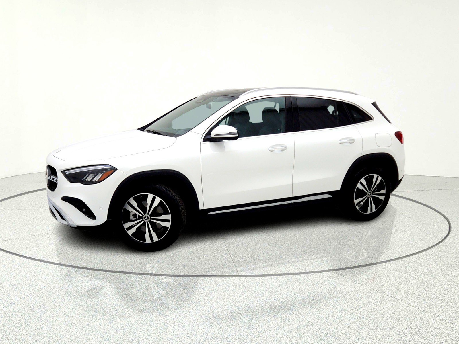 Certified 2026 Mercedes-Benz GLA 250 image 2