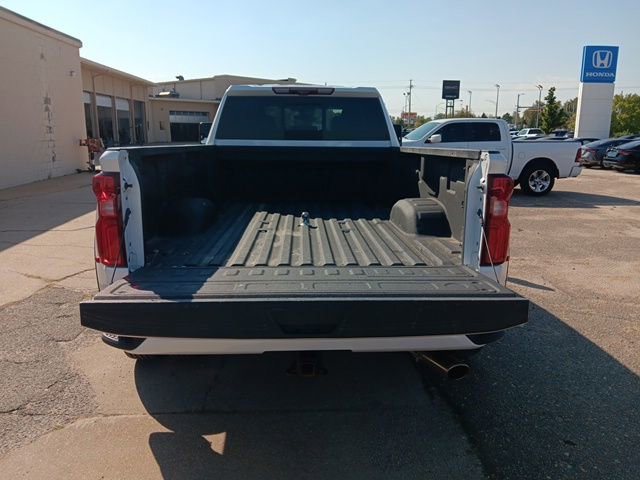 Used 2022 Chevrolet Silverado 3500 High Country image 36