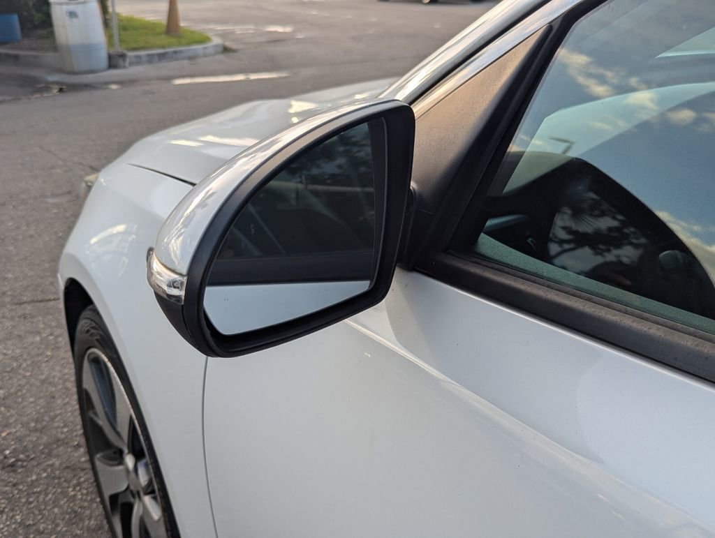 Used 2020 Kia Optima S image 28