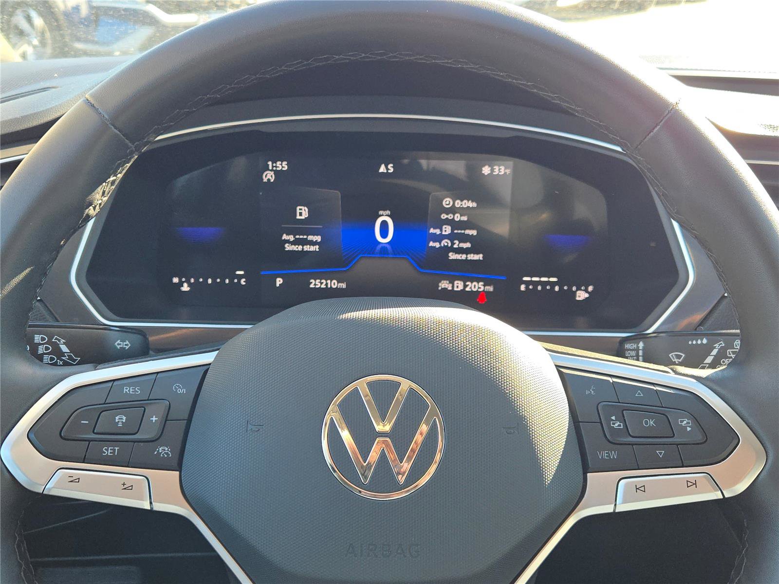 Used 2024 Volkswagen Tiguan Wolfsburg Edition image 35