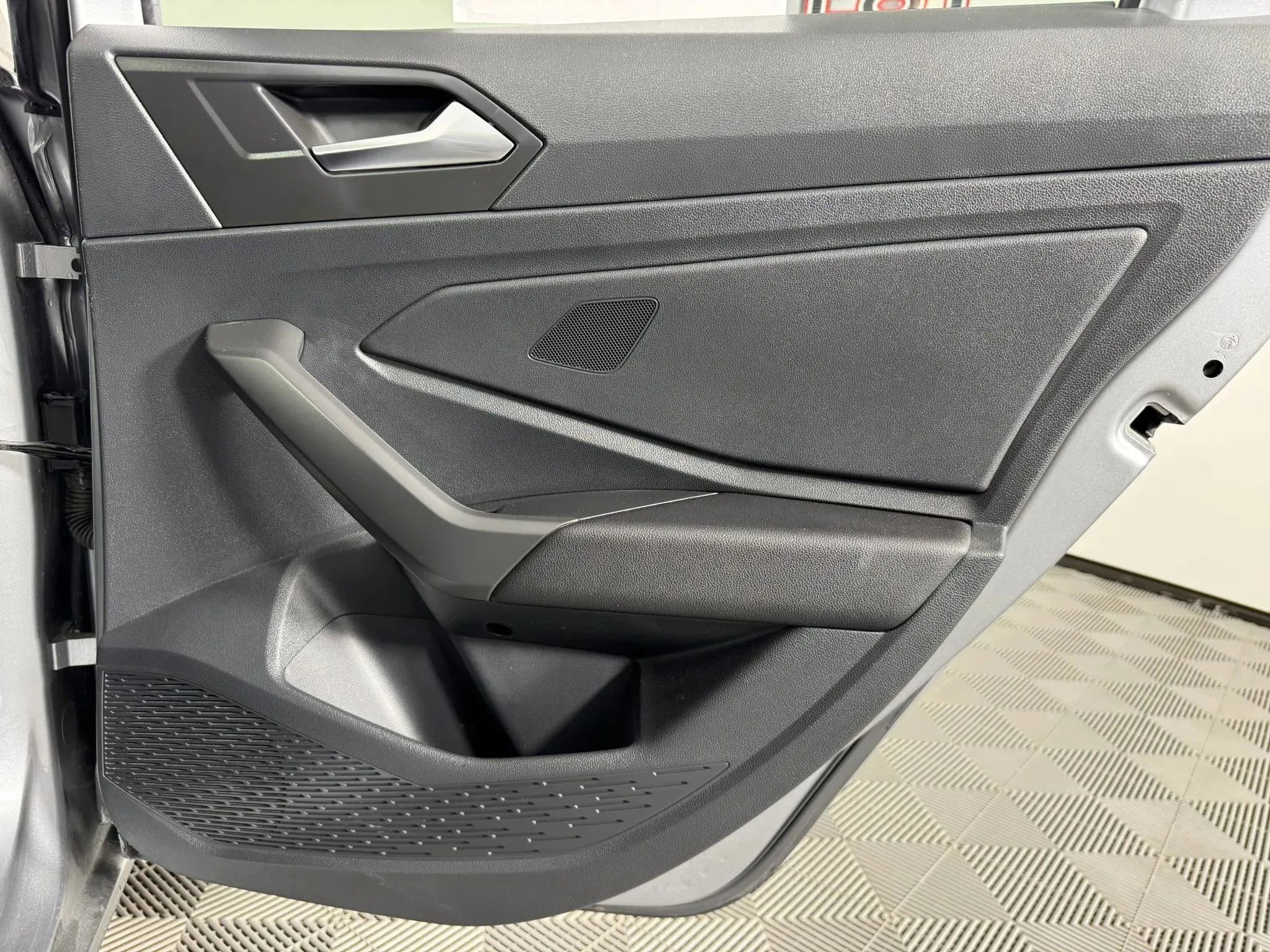 Used 2023 Volkswagen Jetta S FWD image 40