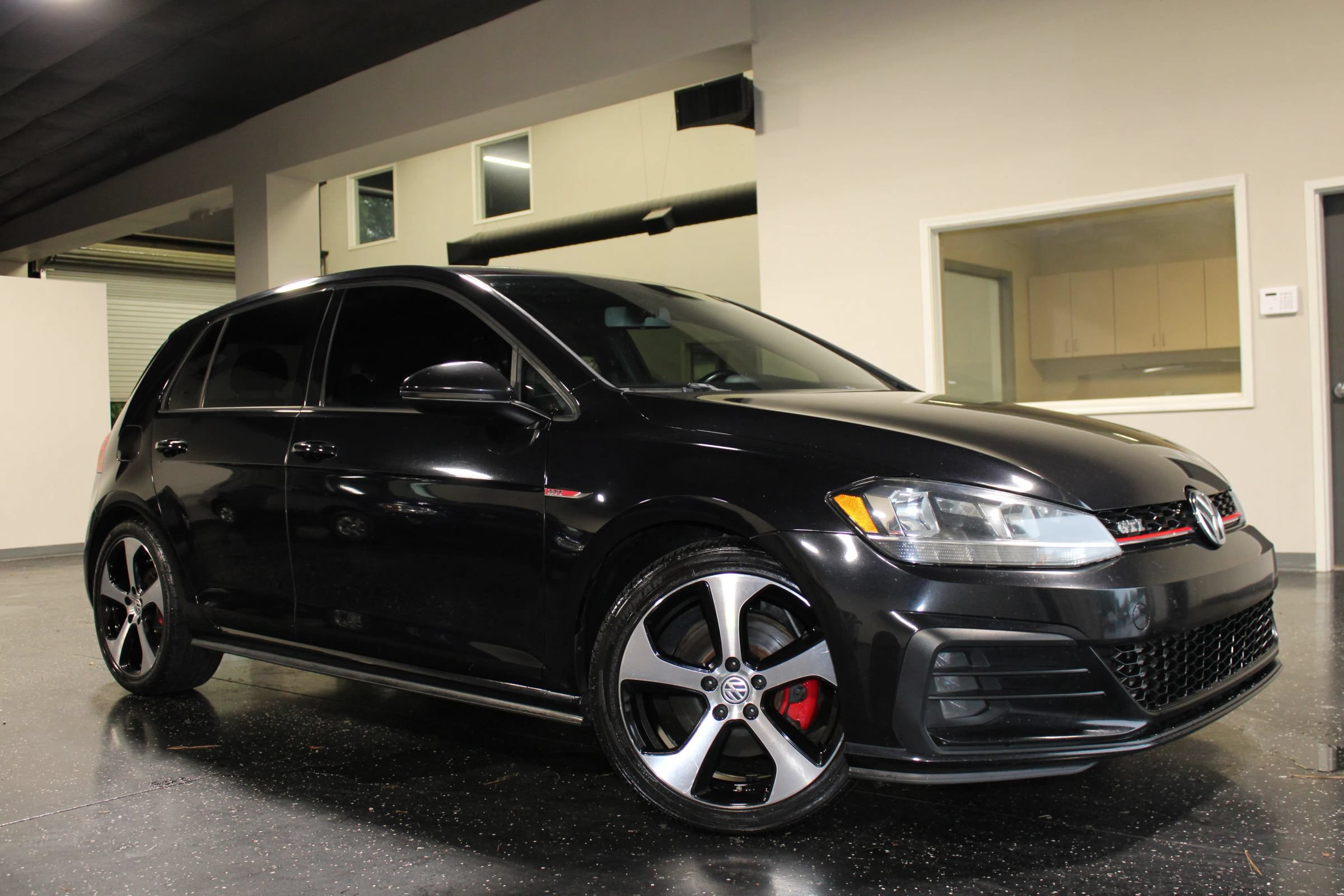 Used 2018 Volkswagen GTI S FWD image 35