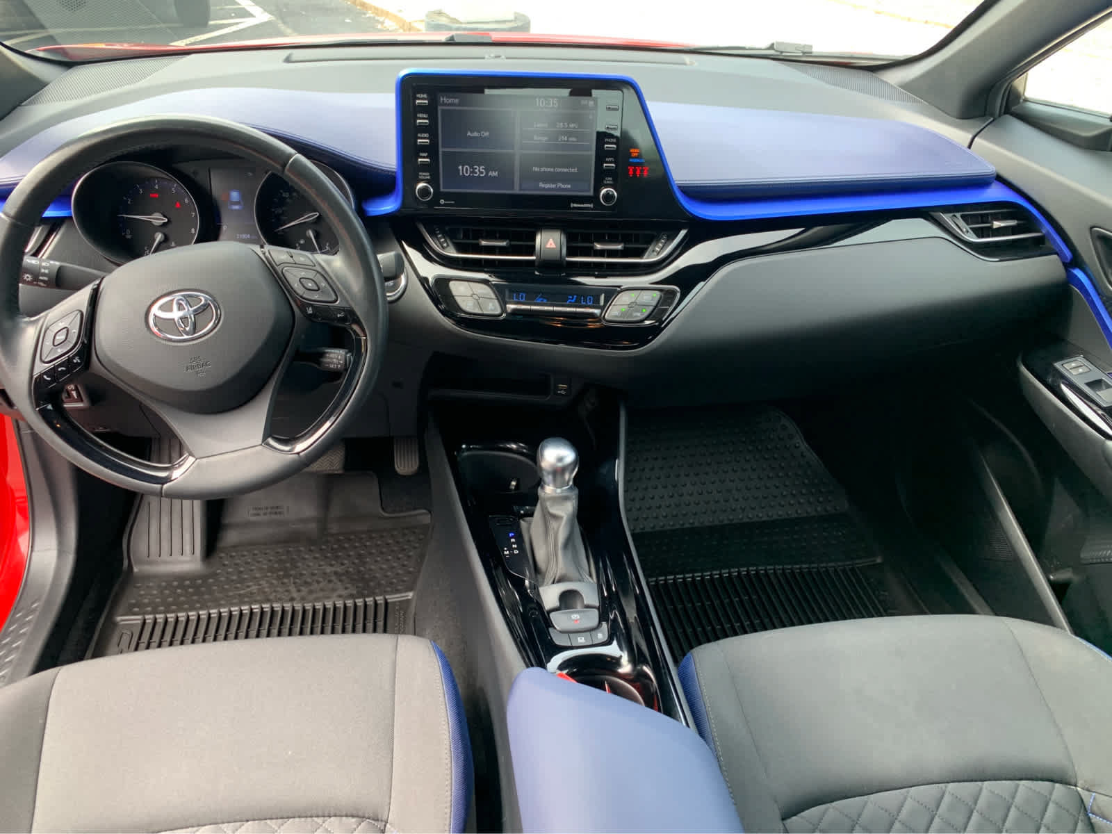 Used 2022 Toyota C-HR XLE FWD image 10
