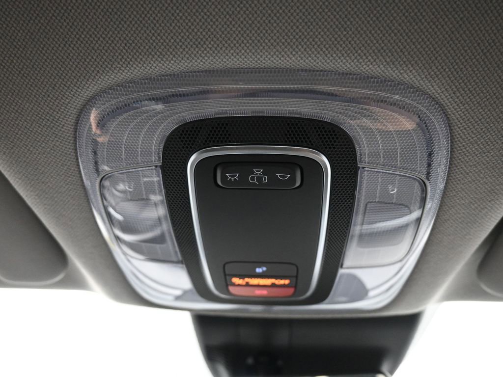 Certified 2023 Hyundai Elantra SEL w/ Convenience Package image 17