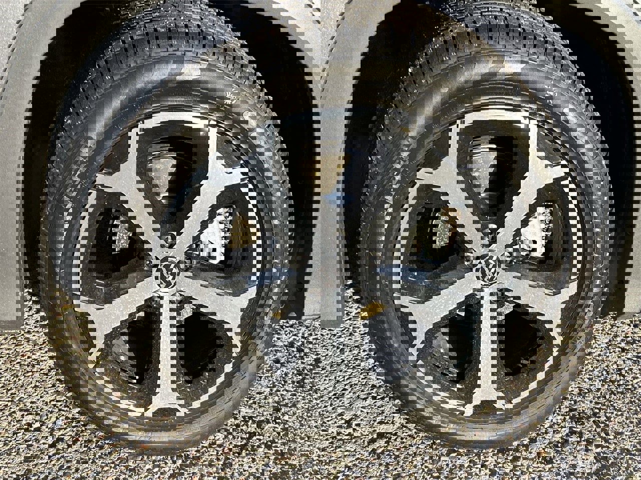 New 2026 Volkswagen Tiguan SE image 6