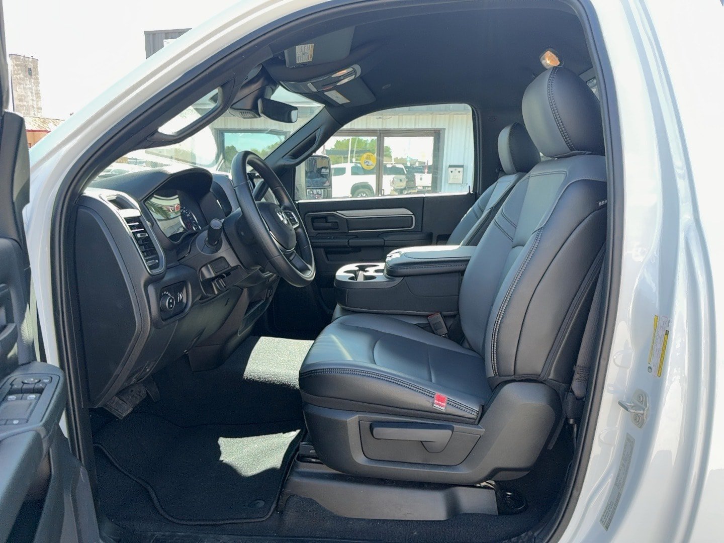 Used 2025 RAM 2500 Tradesman AWD/4WD image 15