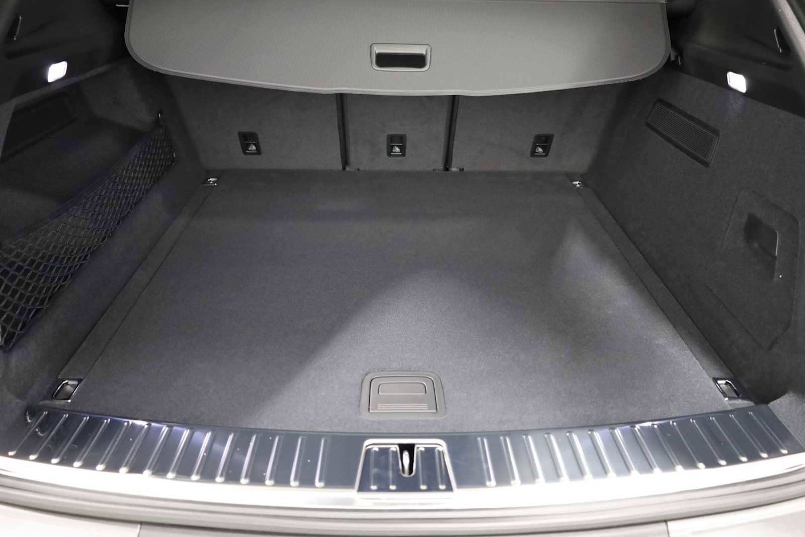 Certified 2024 Porsche Cayenne image 34