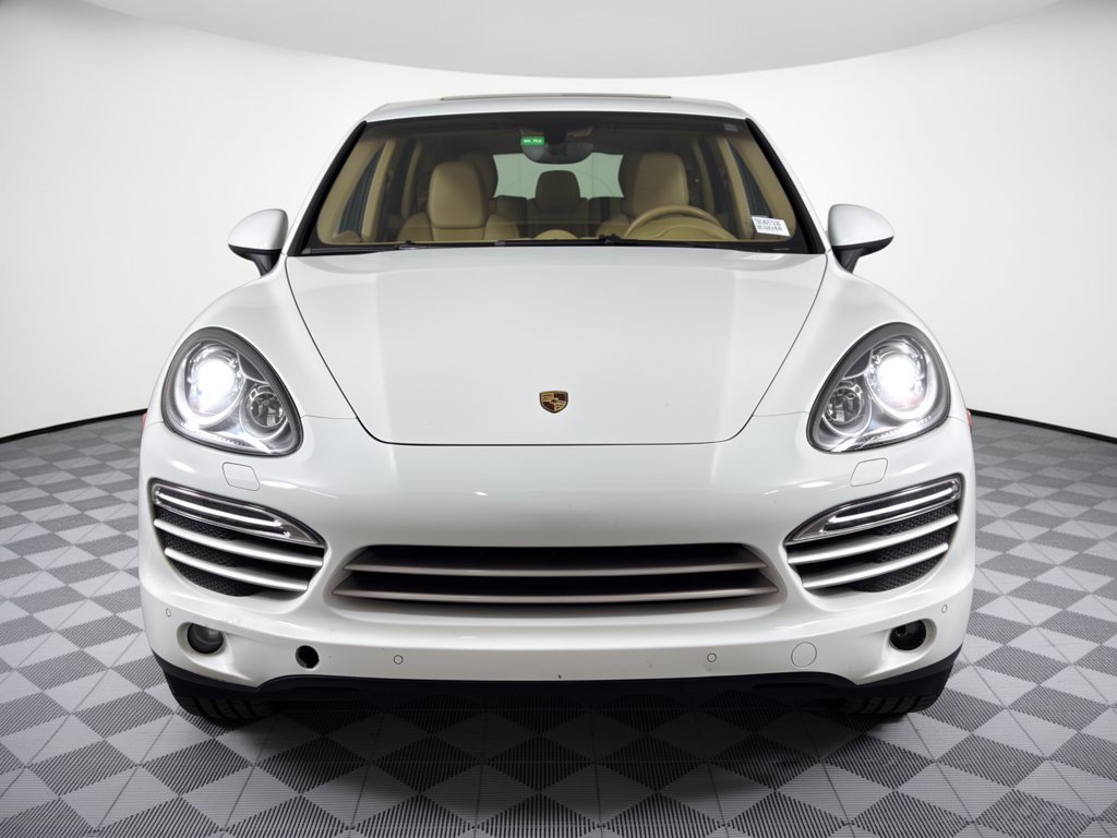 Used 2014 Porsche Cayenne Platinum Edition AWD/4WD image 6