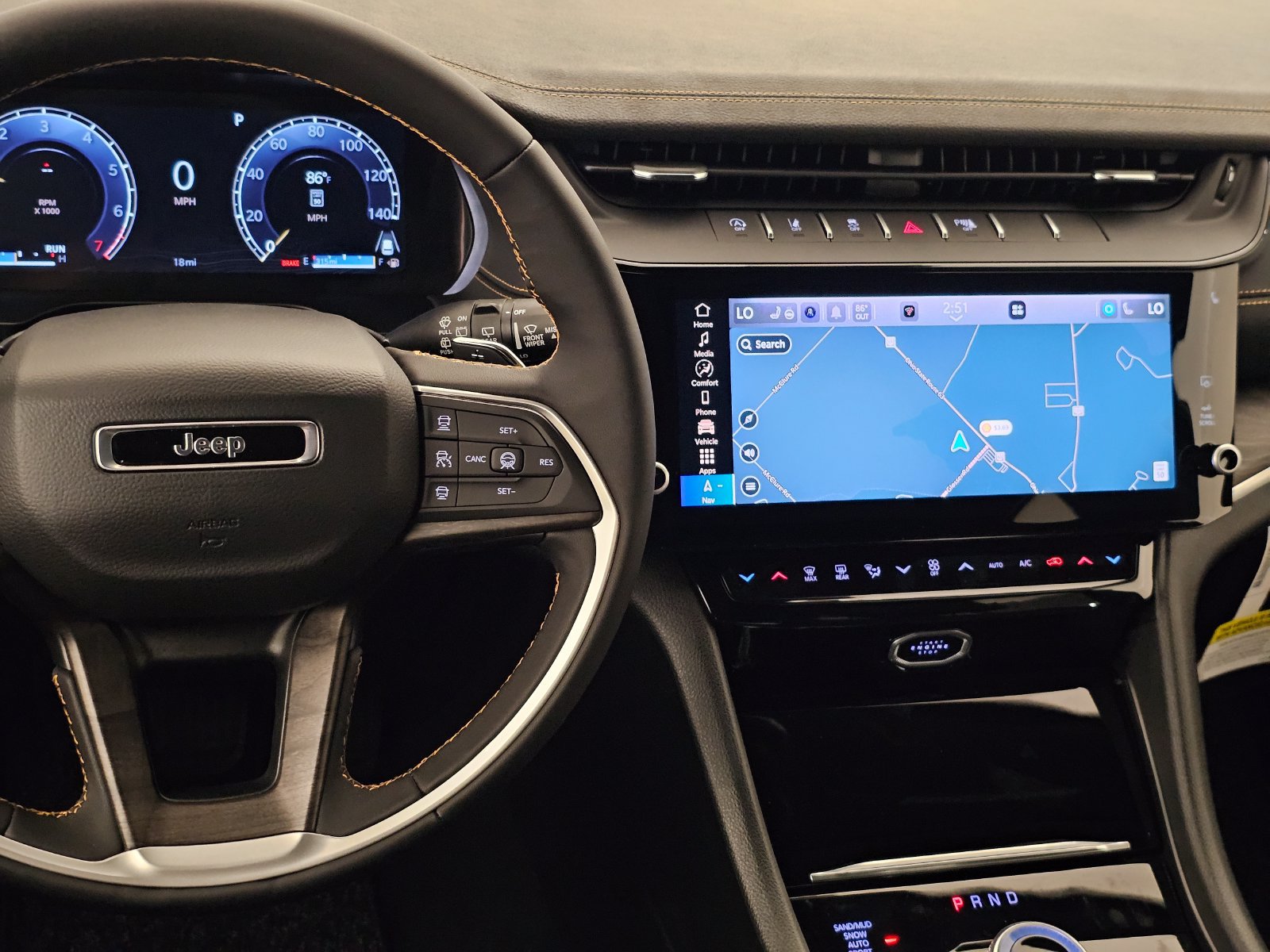 New 2026 Jeep Grand Cherokee Limited AWD/4WD image 11