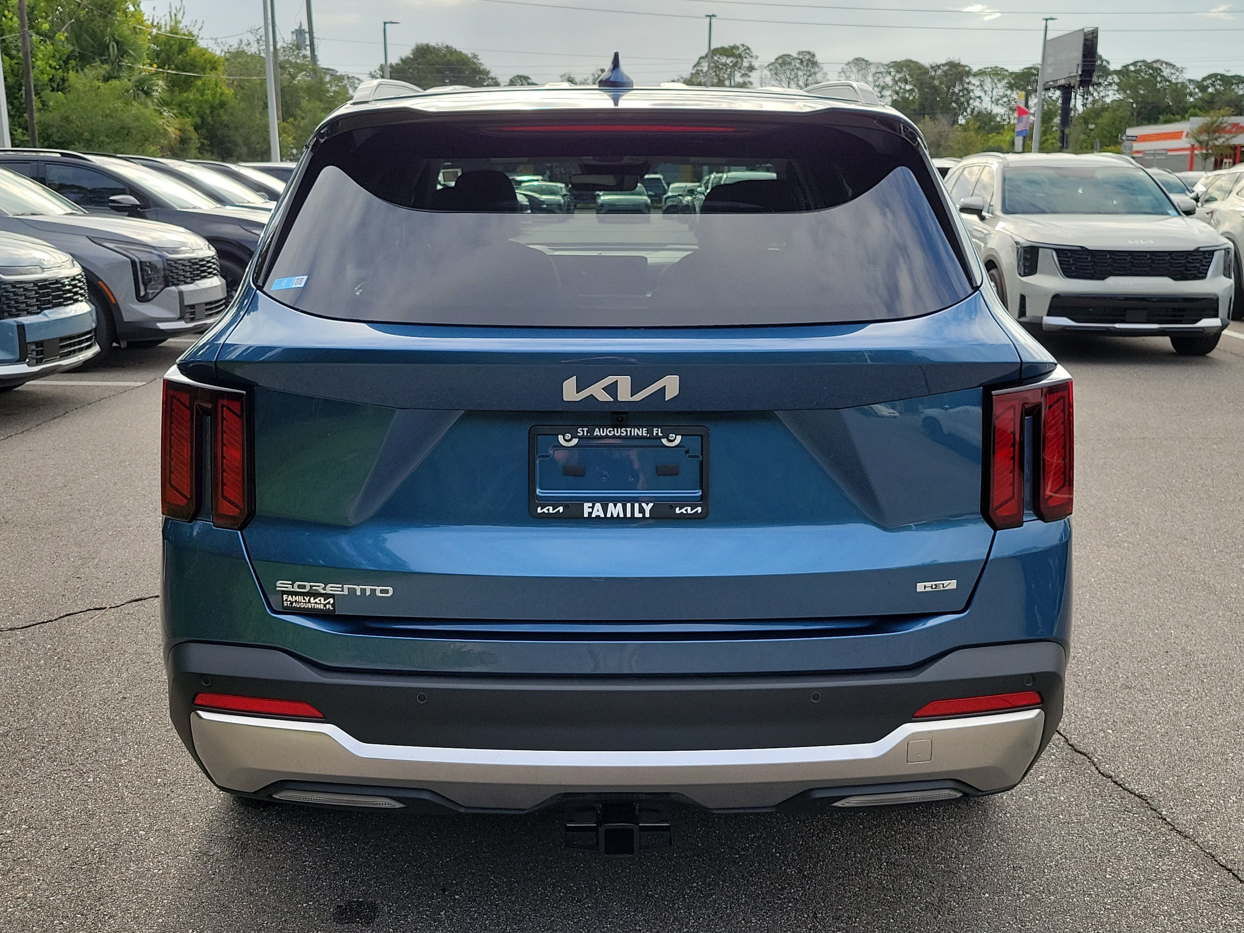 Certified 2025 Kia Sorento EX FWD image 5