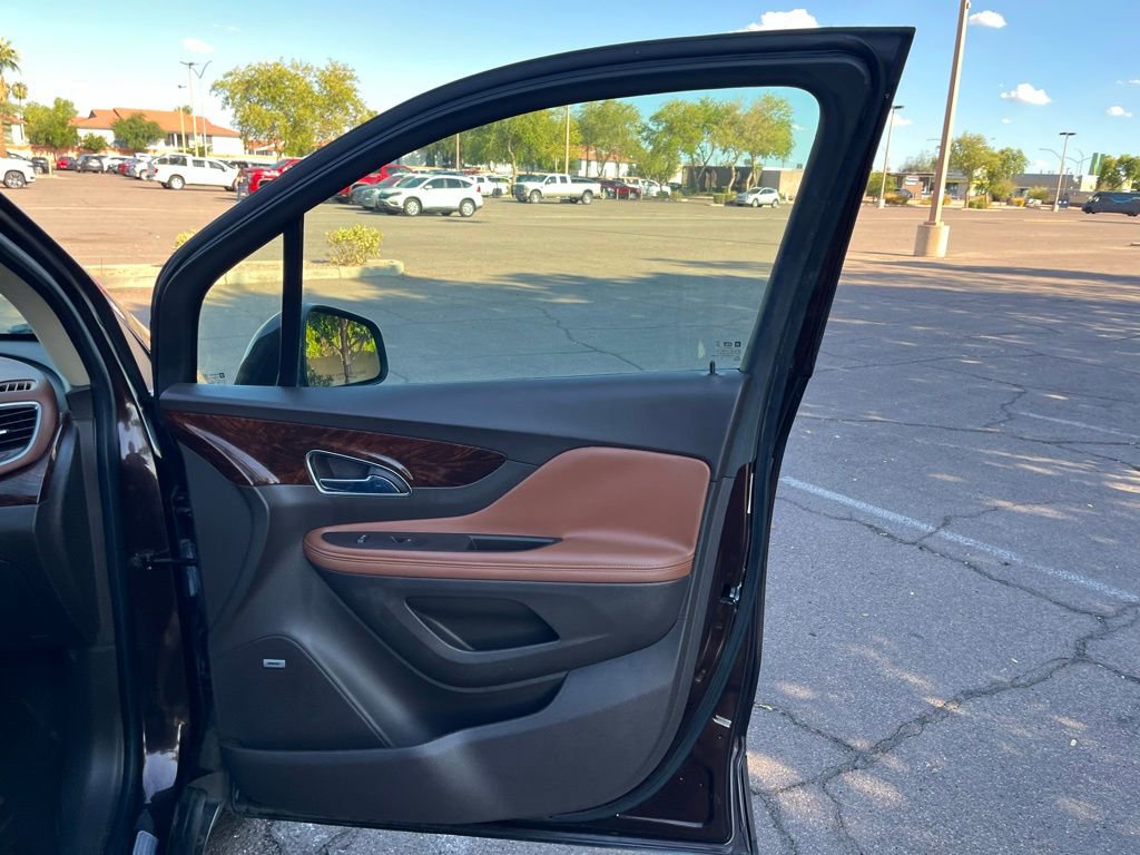Used 2015 Buick Encore Premium image 18