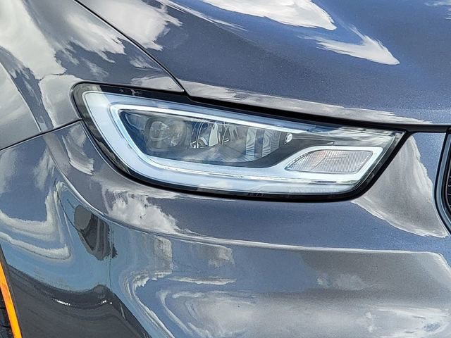 Certified 2021 Chrysler Pacifica Touring-L w/ S Appearance Package AWD/4WD image 16
