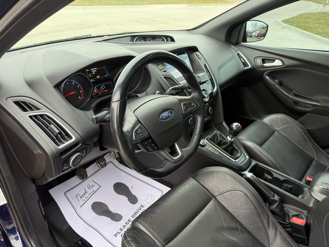 Used 2016 Ford Focus ST w/ Equipment Group 401A image 18